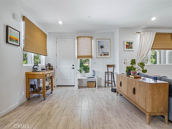 4th image of 3824 Sebright Rd #1