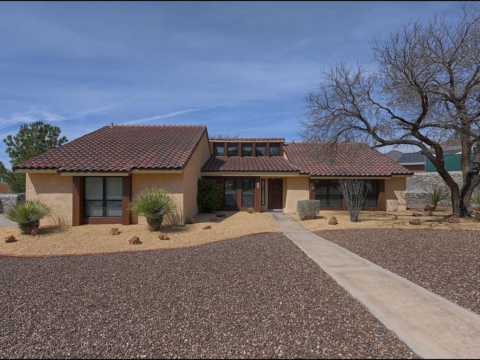 1st image of 437 Hollydale Dr