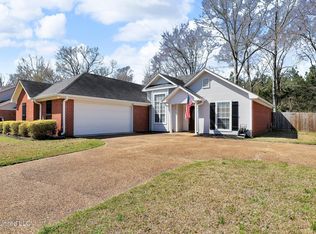 417 Hemlock Dr, Flowood, MS 39232