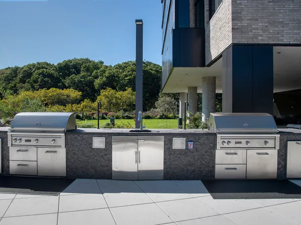 4650 Broadway image 23 of 30