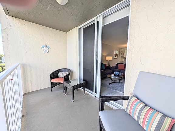3rd image of 2929 S Ocean Blvd #2010
