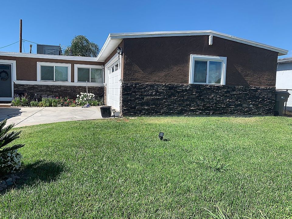 1st image of 24390 Marilyn St