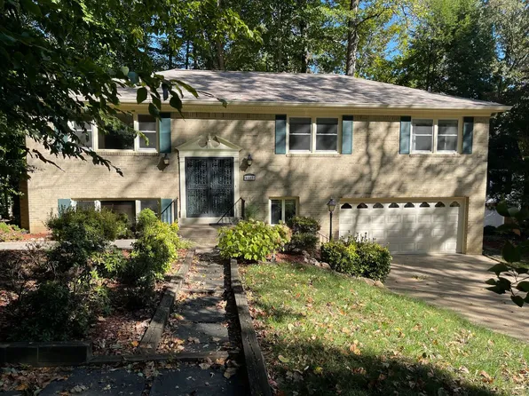 4185 Waterway Dr, Dumfries, VA 22025