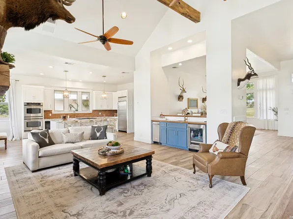 1007 Indigo Run, Bulverde, TX 78163