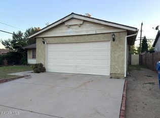 13525 Simshaw Ave, Sylmar, CA 91342