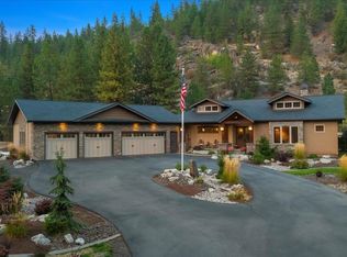 13606 N Riverbluff Ln, Spokane, WA 99208