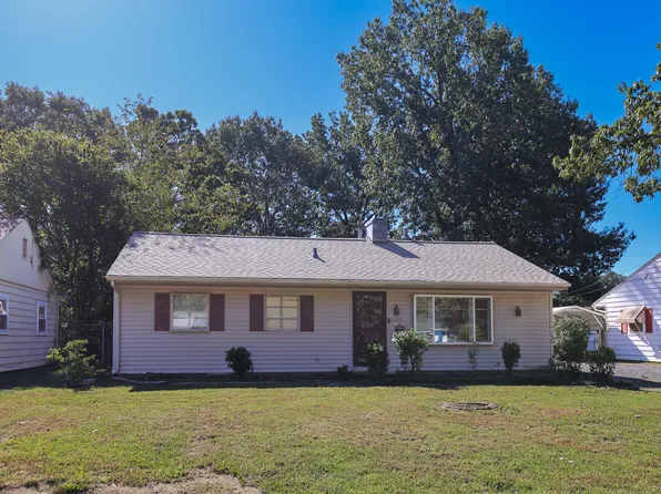 2556 Madison St, Paducah, KY 42001