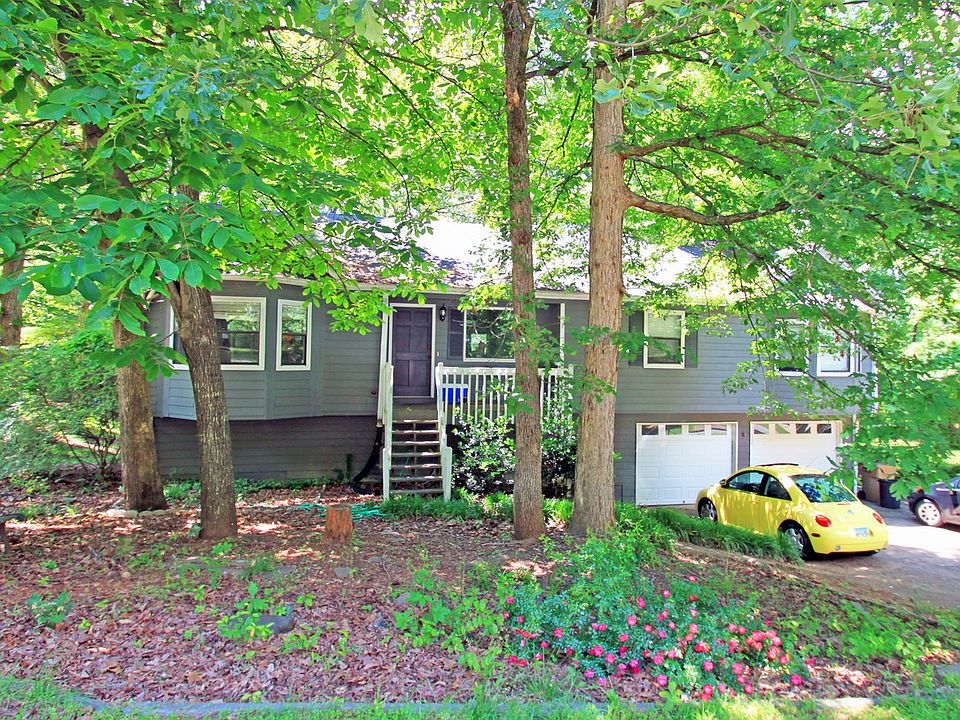 1st image of 2765 Hawk Trace Ct NE