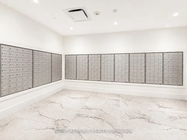 4010 Eglinton Ave W #331 — Photo 16