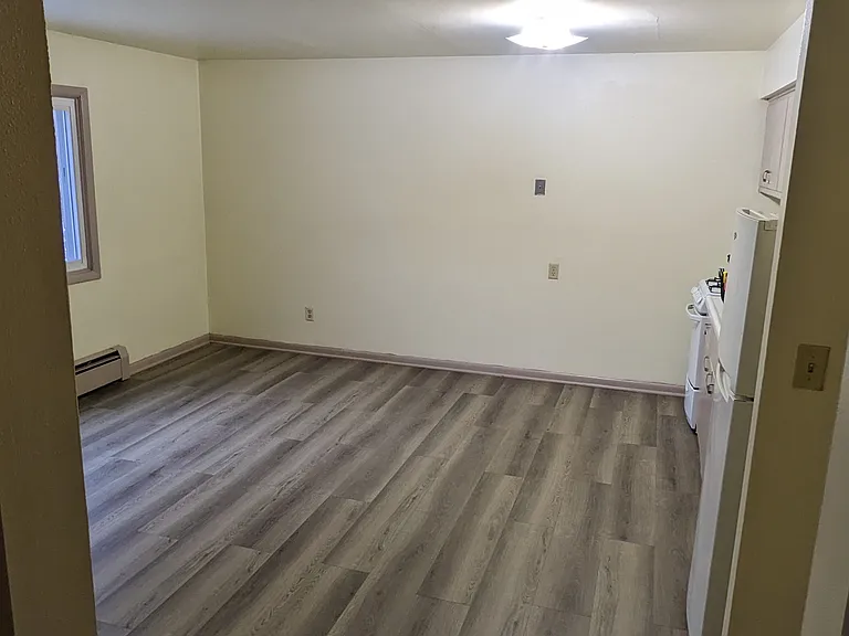 3401 W Wells St #8 — Photo 5
