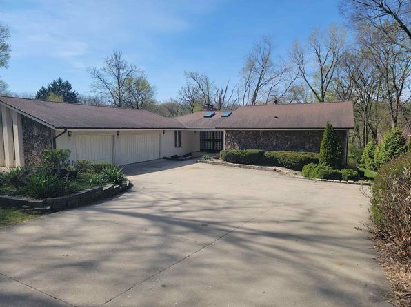 4799 Treeview Ter, Rockford, IL 61109
