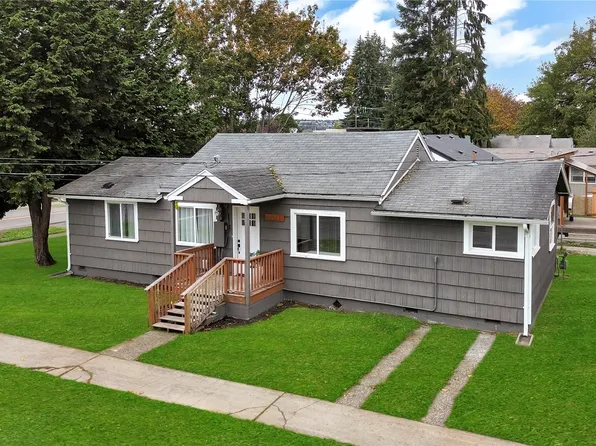 301 Hardefeldt Street SE, Orting, WA 98360