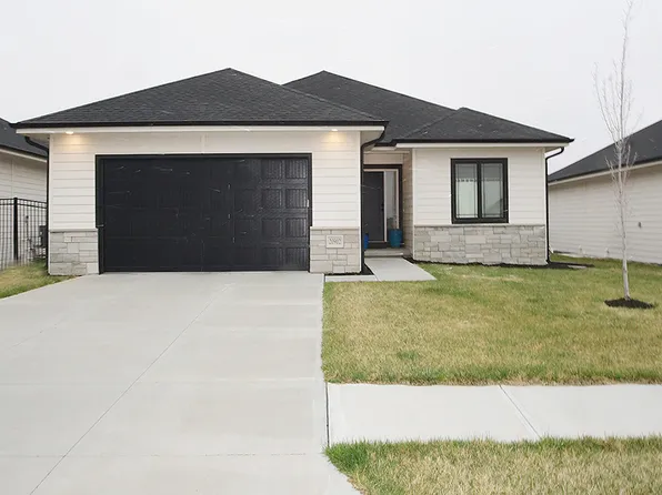 20902 Ellison Ave, Elkhorn, NE 68022