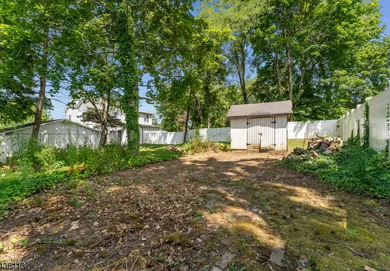 910 Belvidere Rd — Photo 21