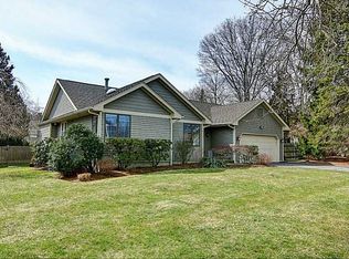 14 Claremont Rd, Barrington, RI 02806