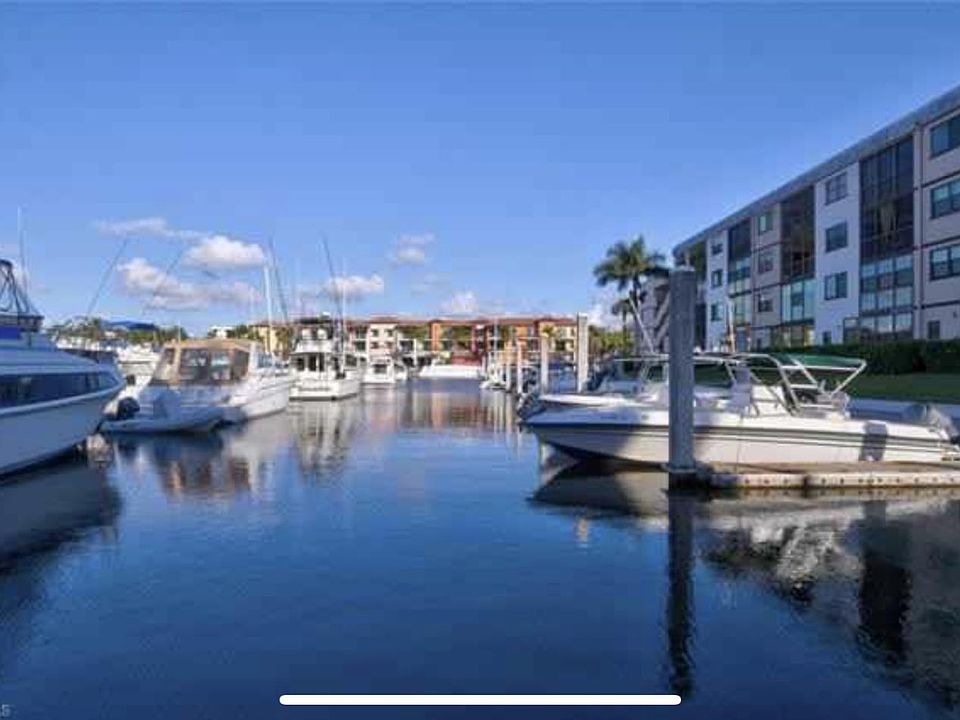 Condo is Marina