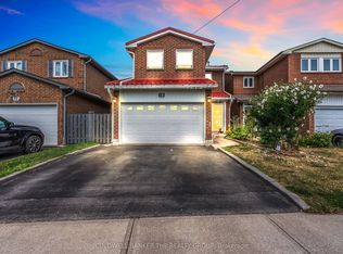 15 Cog Hill Dr, Vaughan, ON L4K1M6