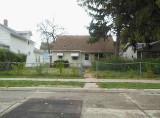 3630 R St, Omaha, NE 68107