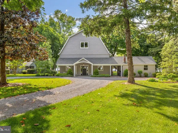 2513 Cecil Dr, Chester, MD 21619