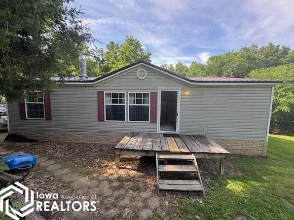 24610 236th Ave, Exline, IA 52555