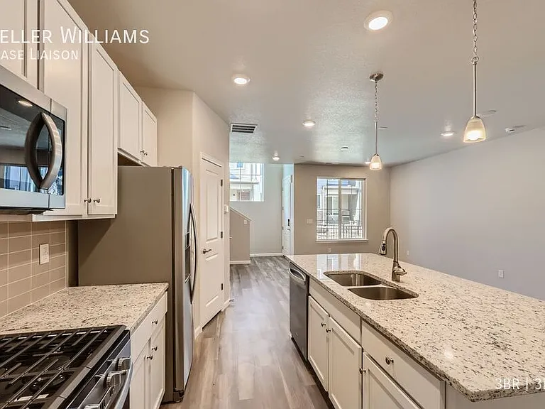 477 Millwall Cir — Photo 5