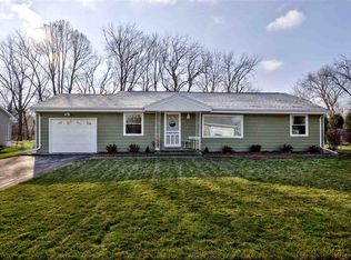 3290 Old Orchard Ln, Oshkosh, WI 54902