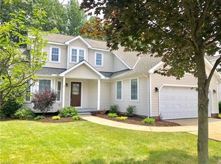 15121 Timber Rdg, Middlefield, OH 44062