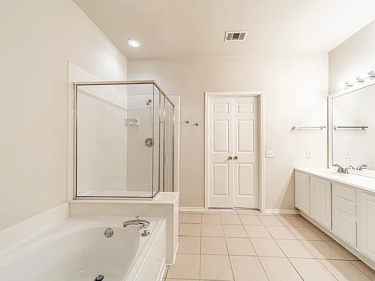 6870 Winston Dr — Photo 27