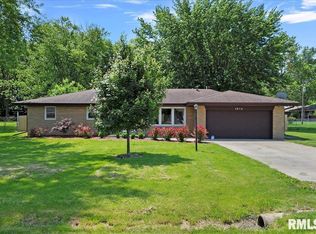 1056 Green Acres Ln, Springfield, IL 62707