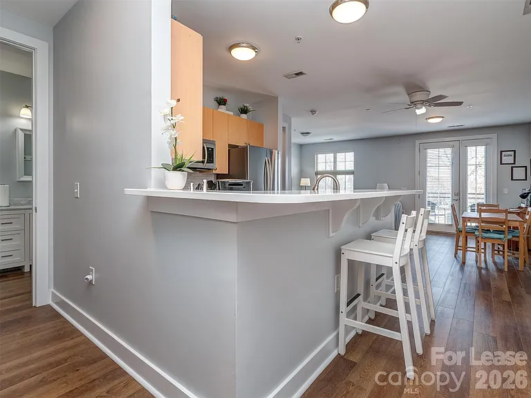 1101 W 1st St #211 — Photo 7
