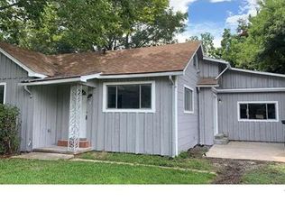 6357 Terrell St, Groves, TX 77619