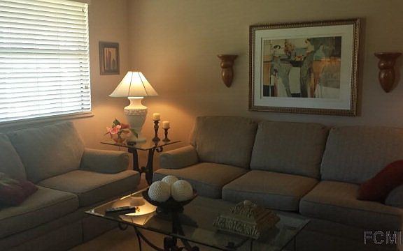 2nd image of 21 Oriole Cir