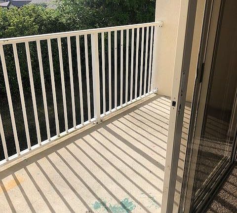 3rd image of 942 15th St APT 201