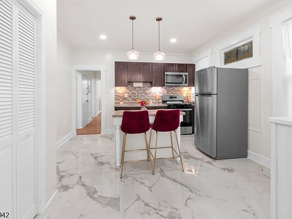 4th image of 151 Mapes Ave Floor 1