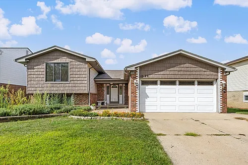 18129 Birch Dr Photo 1