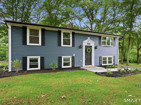 3rd image of 445 Lincoln Drive