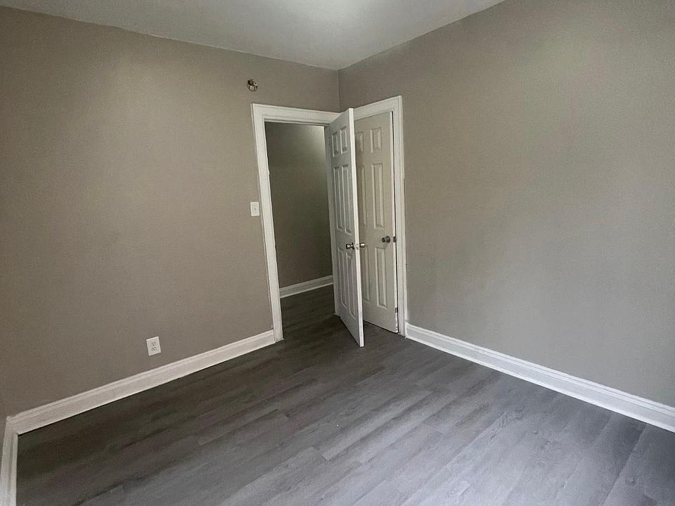 1st image of 427 Rosemont Ave #4