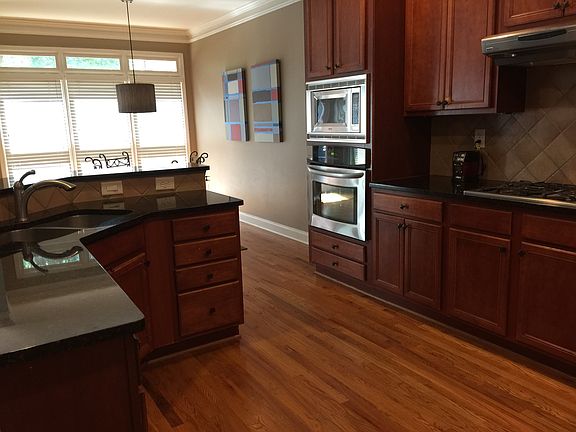 Large Kitchen