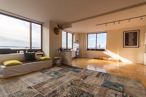 Rented by Compass | media 20