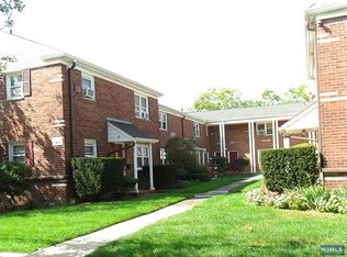 725 Broad Ave APT 2A, Ridgefield, NJ 07657