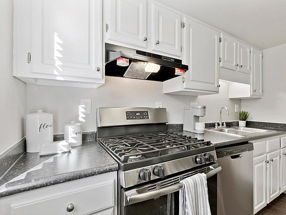 2nd image of 5501 Pony Farm Dr #209A