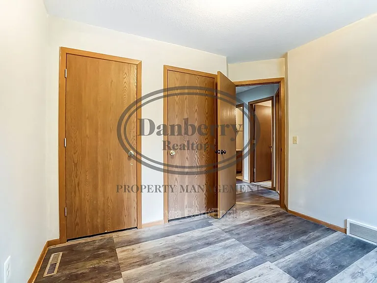 3164 Kylemore Rd — Photo 17