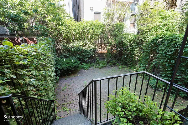 Rented by Sotheby's International Realty | media 3