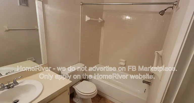 6010 Laketree Ln #H — Photo 11