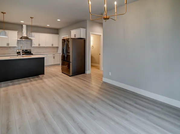 4816 Lacy Rd, Fitchburg, WI 53711