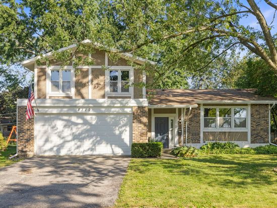 8119 Leawood Ln, Woodridge, IL 60517