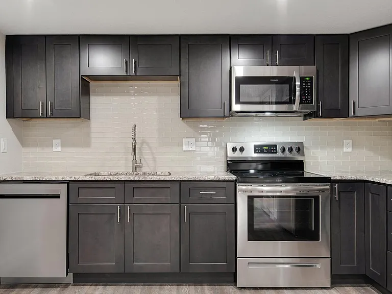 4382 Chase St — Photo 13