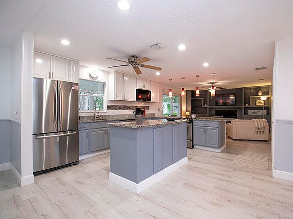 3rd image of 574 Joy Haven Drive