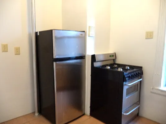 Rented by Prince Real Estate Associates LLC | media 28