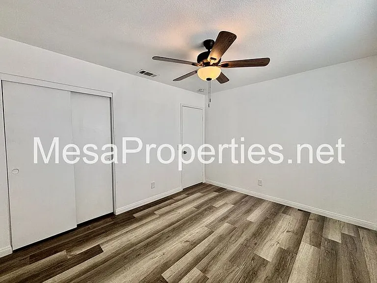 15717 Bear Valley Rd — Photo 16